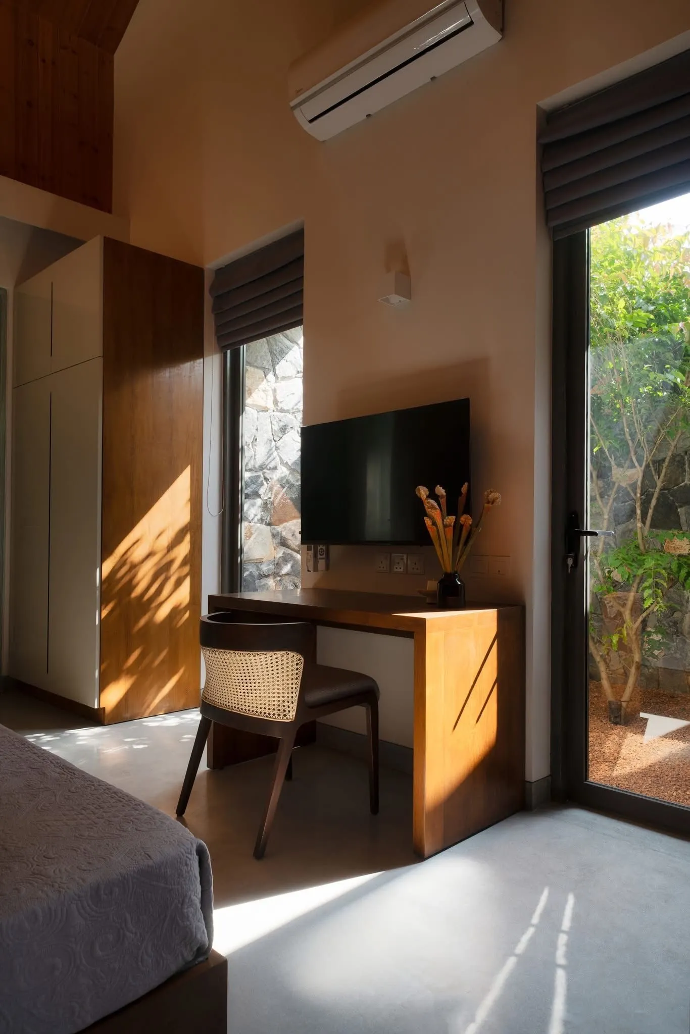 Bedroom desk in natural light at Hansa Villa