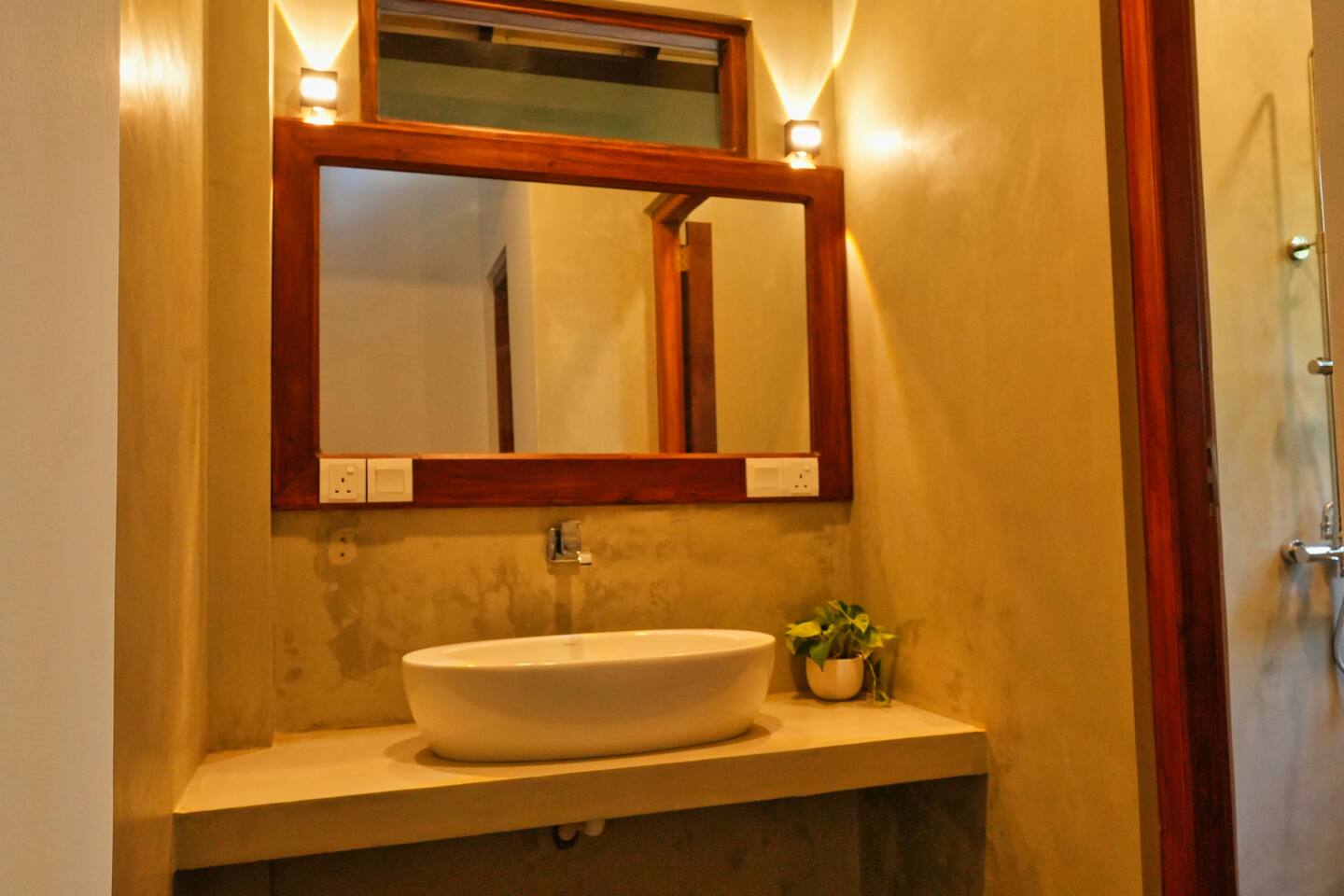 Luxurious bathroom at Summer Secret