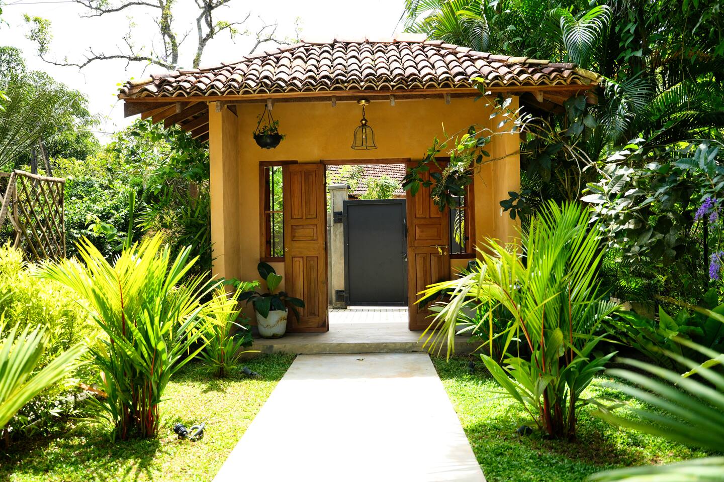 Gatehouse entrance to Summer Secret