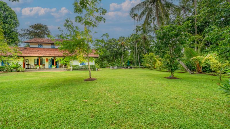 Lawn leading up to the villa
