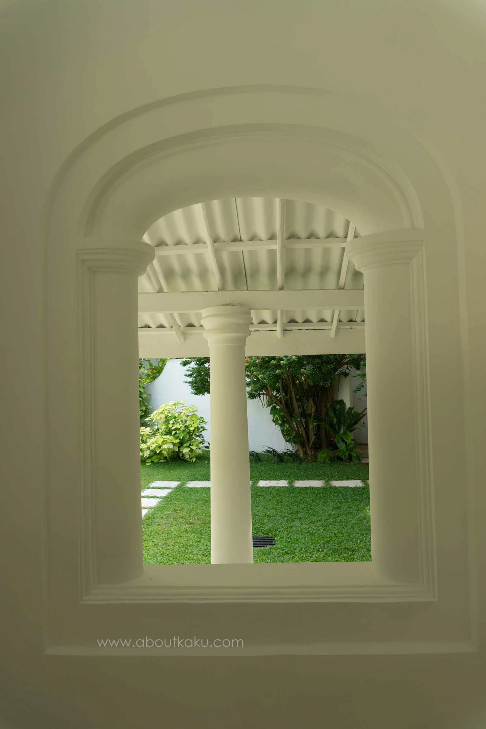Arched veranda opening onto the garden
