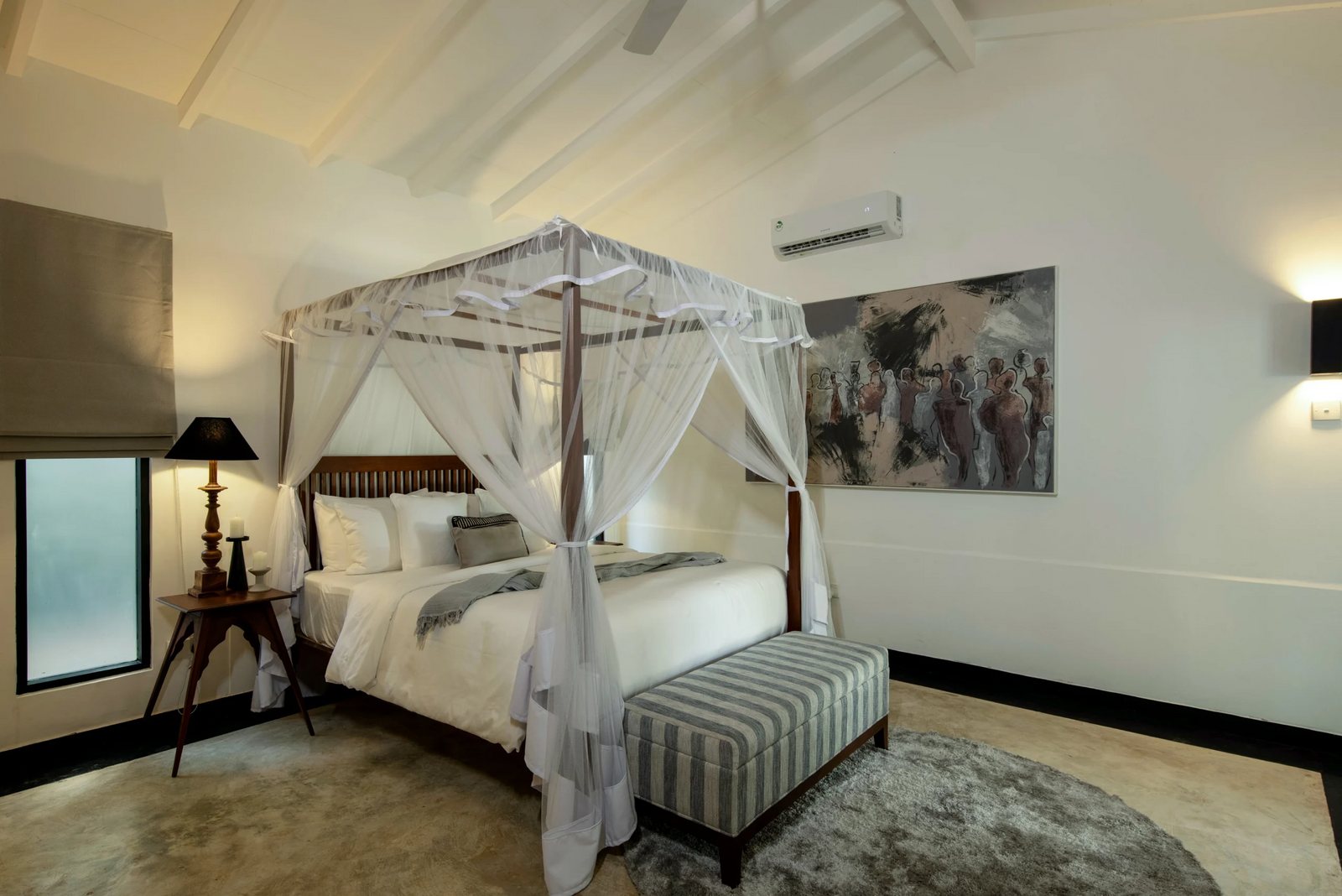 Bedroom with a four-poster bed